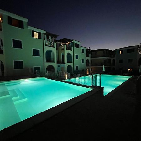 Appartamento Con Piscina Valledoria  Exterior photo
